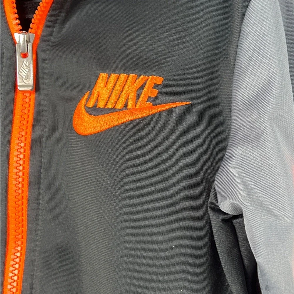 Nike Kids Gray Neon Orange Full Zip Track Suit Jacket Boys Size 6 Sporty Classic